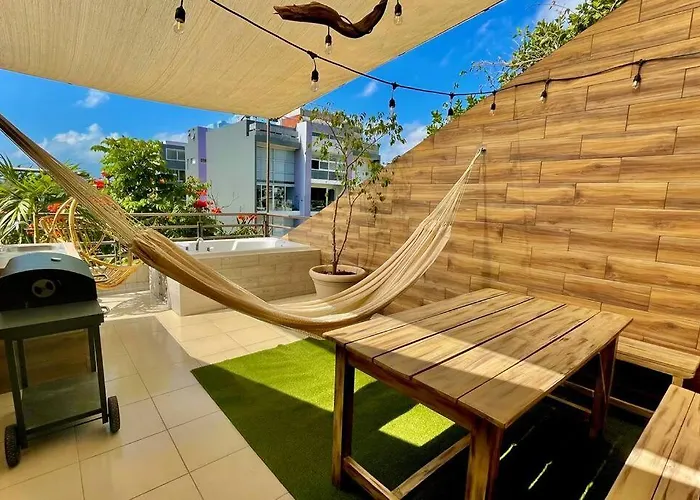 Penthouse Terraza & Jacuzzi Panoramicos, Playas-cenotes Y La Quinta Avenida Todo Caminando A 10 Minutos! Muy Amplio 2 Niveles, Excelente Ubicacion Centro De Playa Del Carmen, Cerca De Restaurantes, Bares, Area De Coworking Incluida Nomadas Digit * Playa del Carmen
