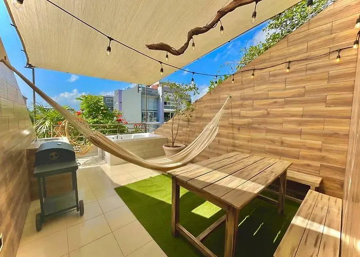 Penthouse Terraza & Jacuzzi Panoramicos, Playas-cenotes Y La Quinta Avenida Todo Caminando A 10 Minutos! Muy Amplio 2 Niveles, Excelente Ubicacion Centro De Playa Del Carmen, Cerca De Restaurantes, Bares, Area De Coworking Incluida Nomadas Digit * Playa del Carmen