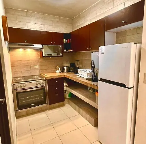 Apartment Penthouse Terraza & Jacuzzi Panoramicos, Playas-cenotes Y La Quinta Avenida Todo Caminando A 10 Minutos! Muy Amplio 2 Niveles, Excelente Ubicacion Centro De Playa Del Carmen, Cerca De Restaurantes, Bares, Area De Coworking Incluida Nomadas Digit *
