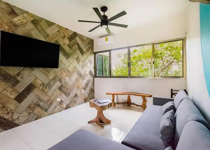 Apartment Penthouse Terraza & Jacuzzi Panoramicos, Playas-cenotes Y La Quinta Avenida Todo Caminando A 10 Minutos! Muy Amplio 2 Niveles, Excelente Ubicacion Centro De Playa Del Carmen, Cerca De Restaurantes, Bares, Area De Coworking Incluida Nomadas Digit *