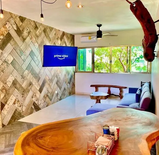 Penthouse Terraza & Jacuzzi Panoramicos, Playas-cenotes Y La Quinta Avenida Todo Caminando A 10 Minutos! Muy Amplio 2 Niveles, Excelente Ubicacion Centro De Playa Del Carmen, Cerca De Restaurantes, Bares, Area De Coworking Incluida Nomadas Digit Apartment