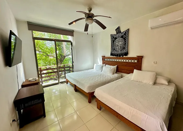 Penthouse Terraza & Jacuzzi Panoramicos, Playas-cenotes Y La Quinta Avenida Todo Caminando A 10 Minutos! Muy Amplio 2 Niveles, Excelente Ubicacion Centro De Playa Del Carmen, Cerca De Restaurantes, Bares, Area De Coworking Incluida Nomadas Digit Apartment *